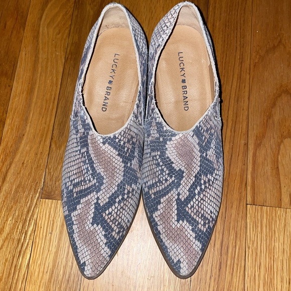 Lucky Brand Shoes - Lucky Brandy Tabea Leather Snakeskin Pattern Shoe/Ankle Bootie. Size 8.5.